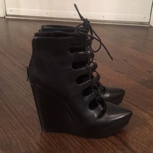 Platform ankle boots